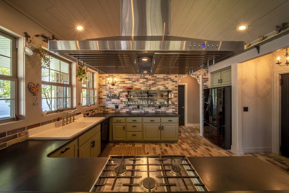Photo of Kitchen in Grove