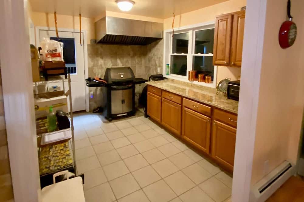 Photo of Kitchen in Town of Sharon