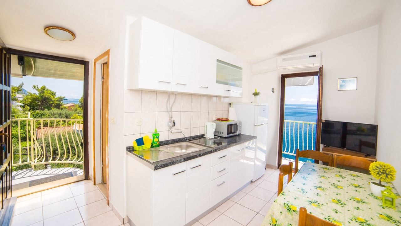 Photo of Kitchen in Bratus