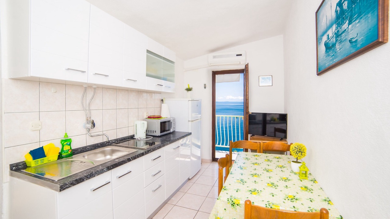 Photo of Kitchen in Bratus