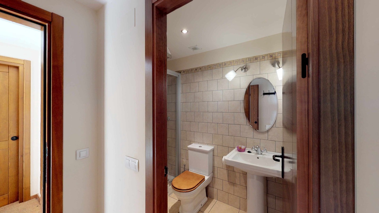 Photo of Bathroom in Escarrilla