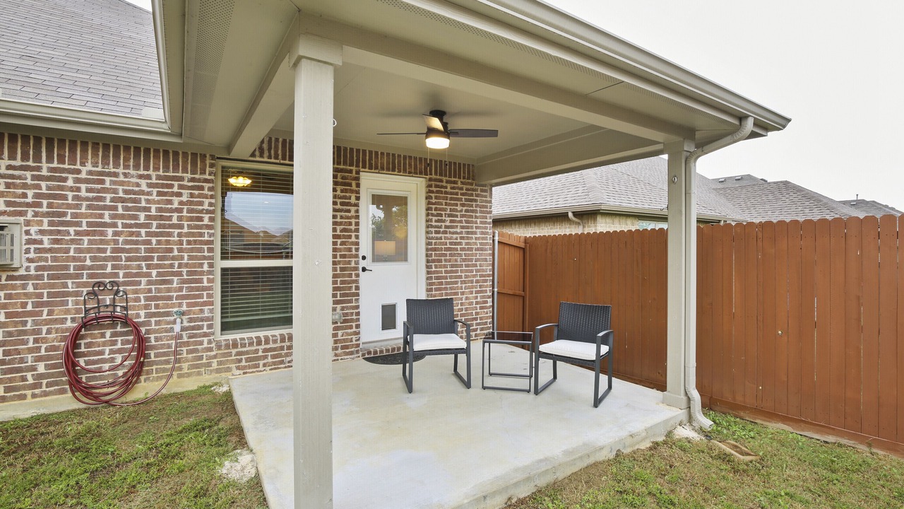 Photo of Patio Balcony in Little Elm
