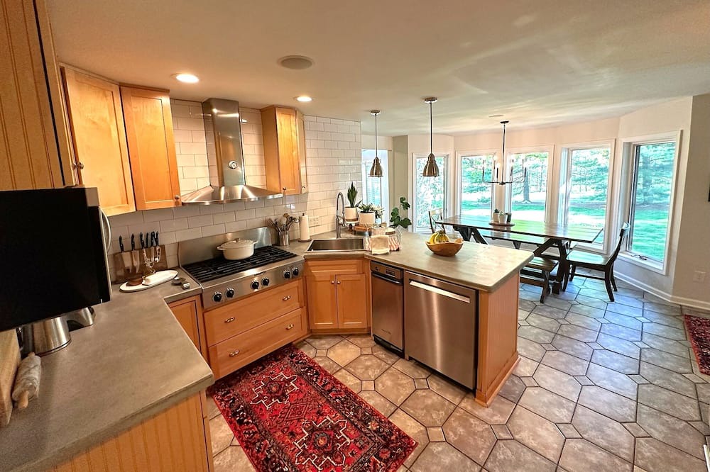 Photo of Others in Marion