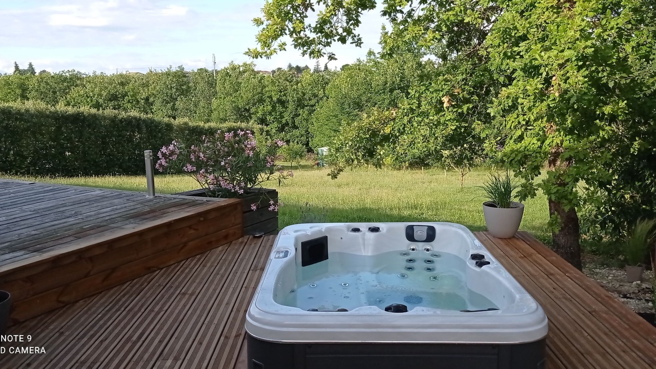Photo of Outdoor in Castelnau-de-Montmiral