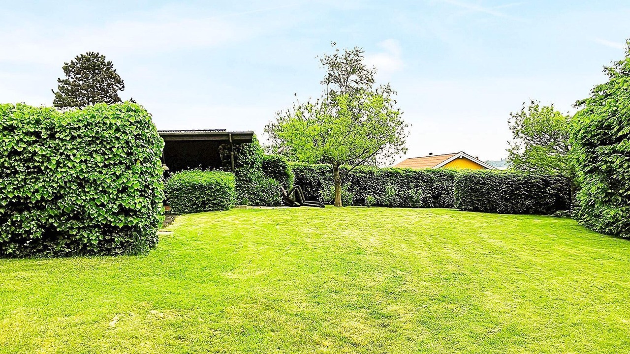 Photo of Outdoor in Mesinge