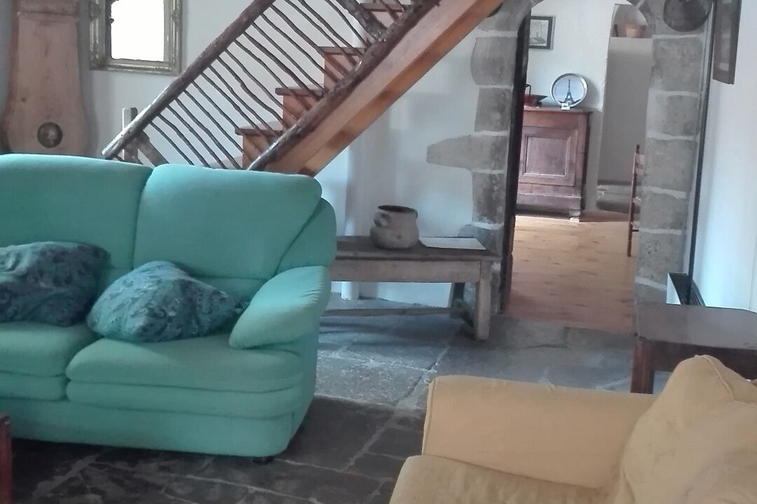 Photo of Others in Vissec