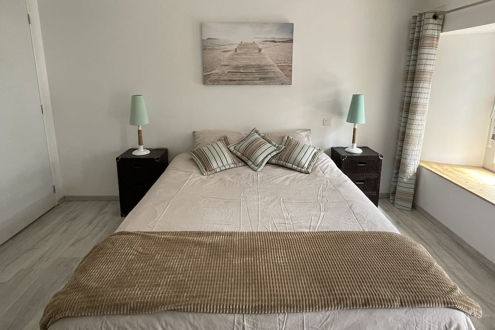 Photo of Bedroom in Lannion
