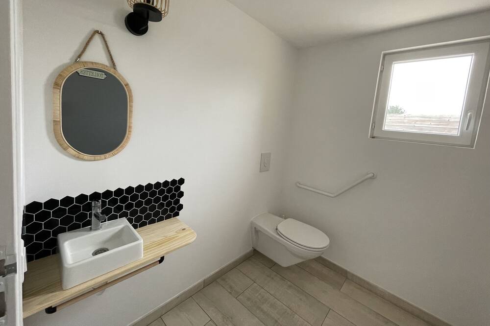 Photo of Bathroom in Lannion