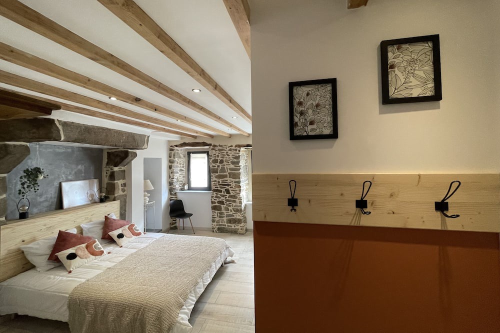 Photo of Bedroom in Lannion