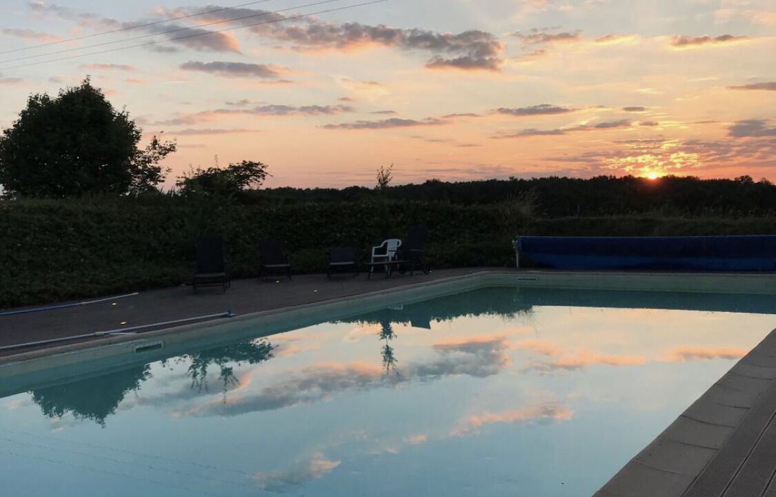 Photo of Outdoor in Rueil-la-Gadeliere