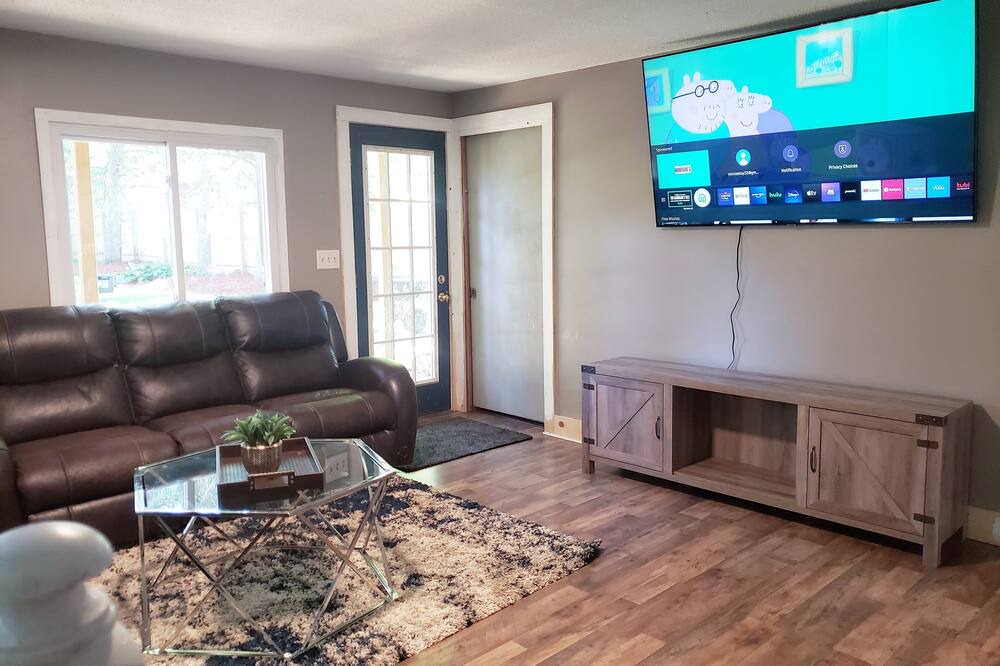 Photo of Livingroom in Roseville