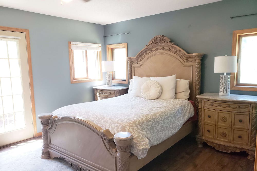 Photo of Bedroom in Roseville