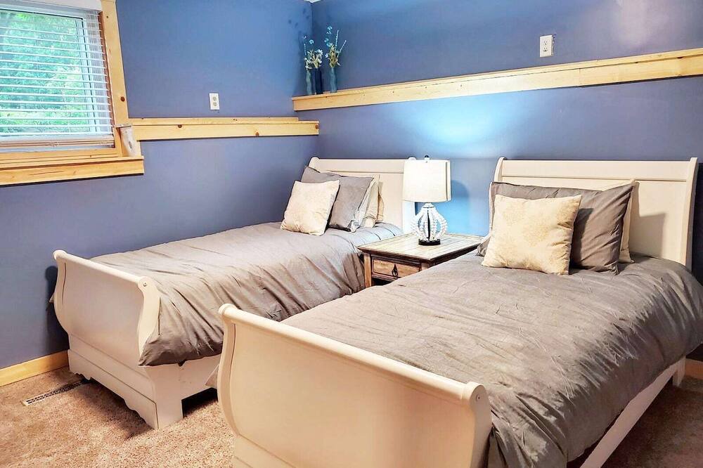 Photo of Bedroom in Roseville
