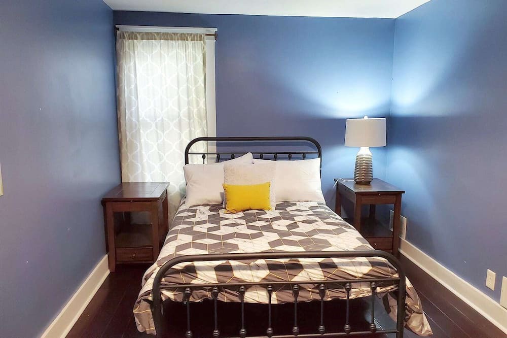 Photo of Bedroom in Roseville