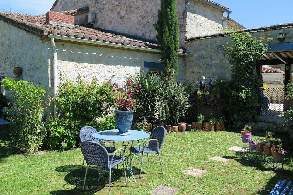 Photo of Outdoor in Sauvagnas