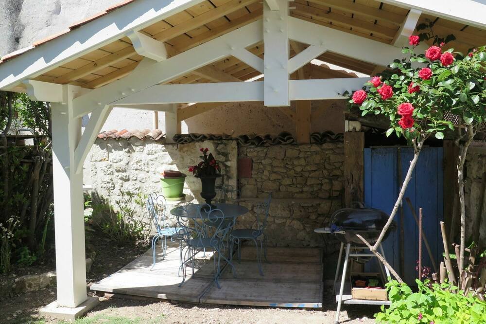 Photo of Outdoor in Sauvagnas