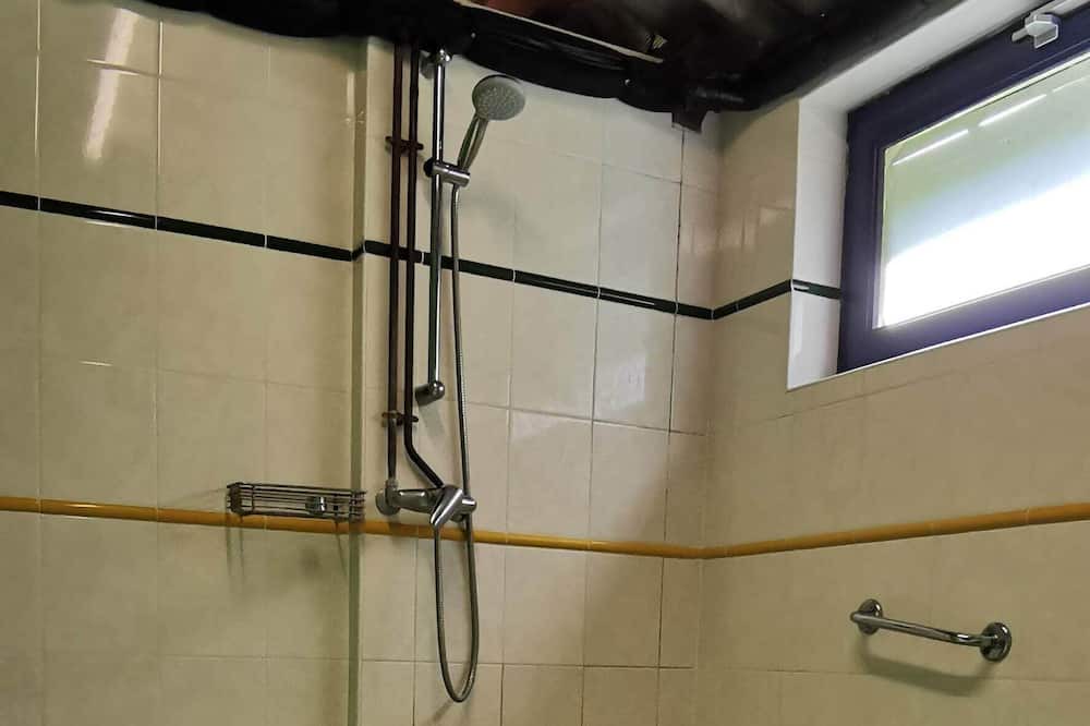 Photo of Bathroom in Saint-Aubin-le-Cloud