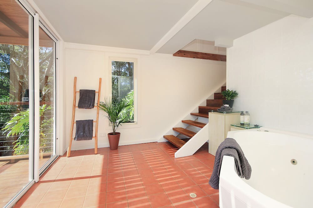 Photo of Others in Upper Burringbar