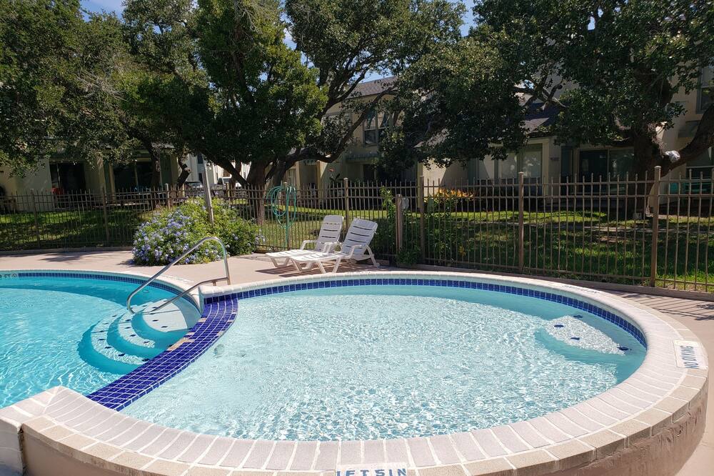 Photo of Outdoor in Sailhouse