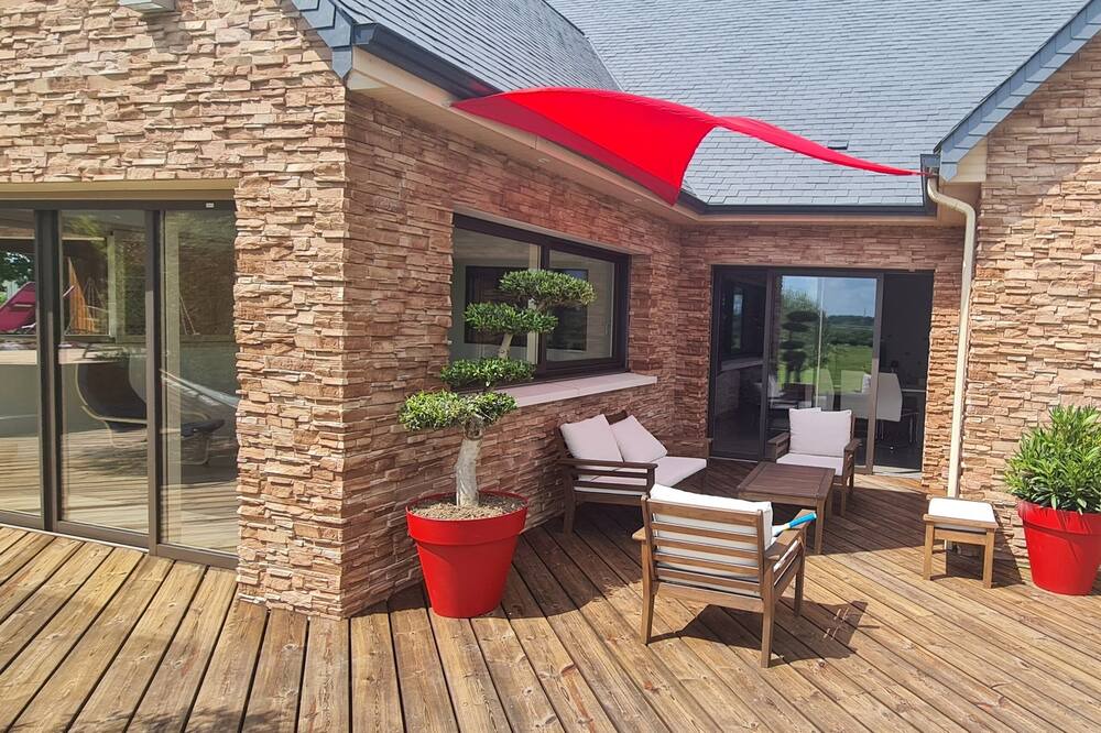 Photo of Patio Balcony in Trouville-la-Haule