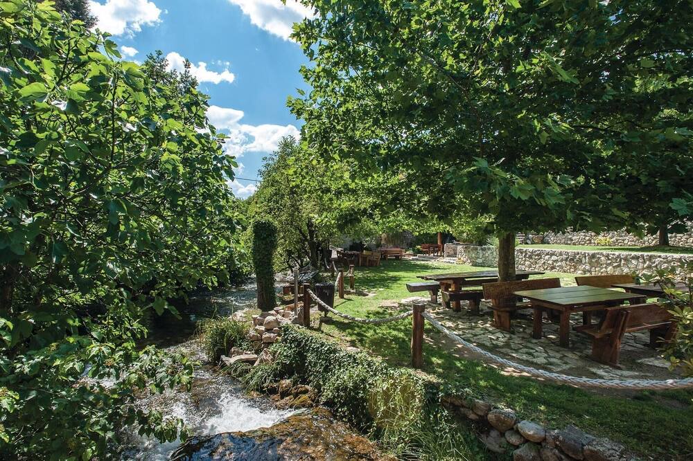 Photo of Outdoor in Srinjine