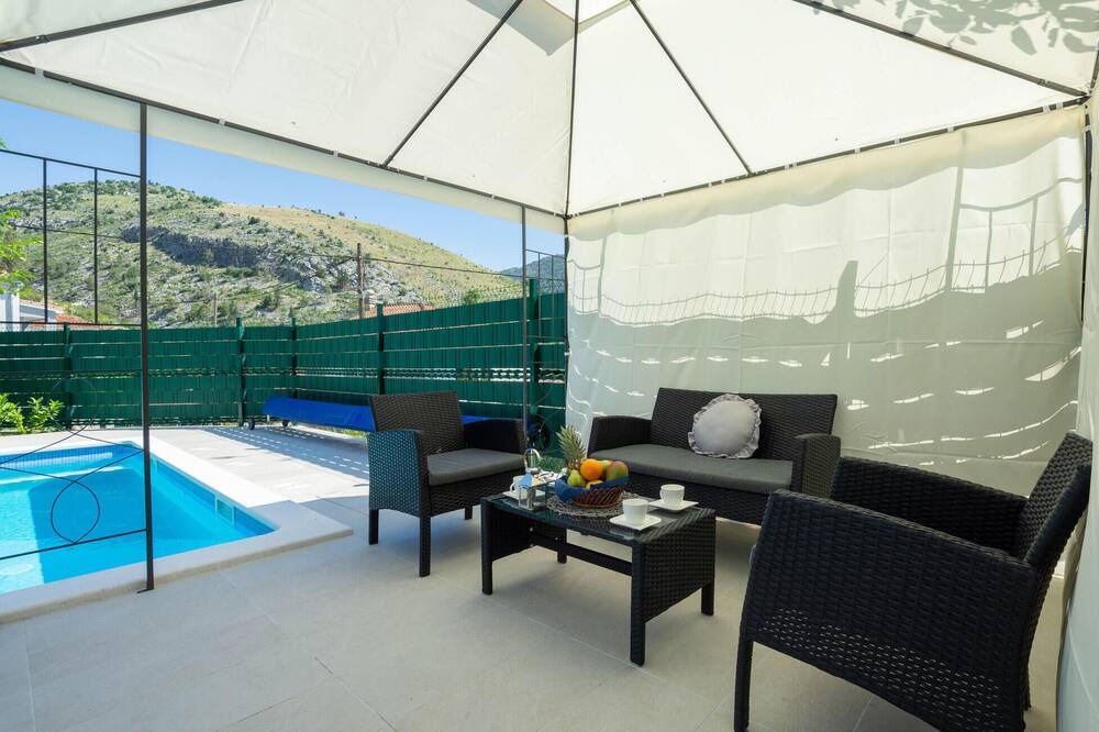 Photo of Outdoor in Srinjine