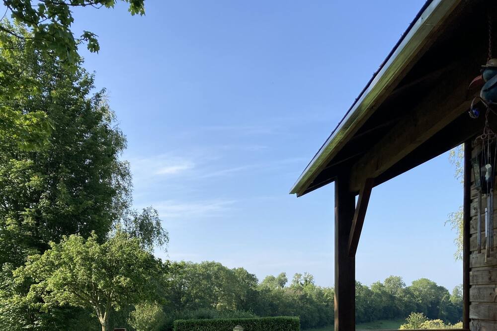 Photo of Outdoor in Beaufour-Druval