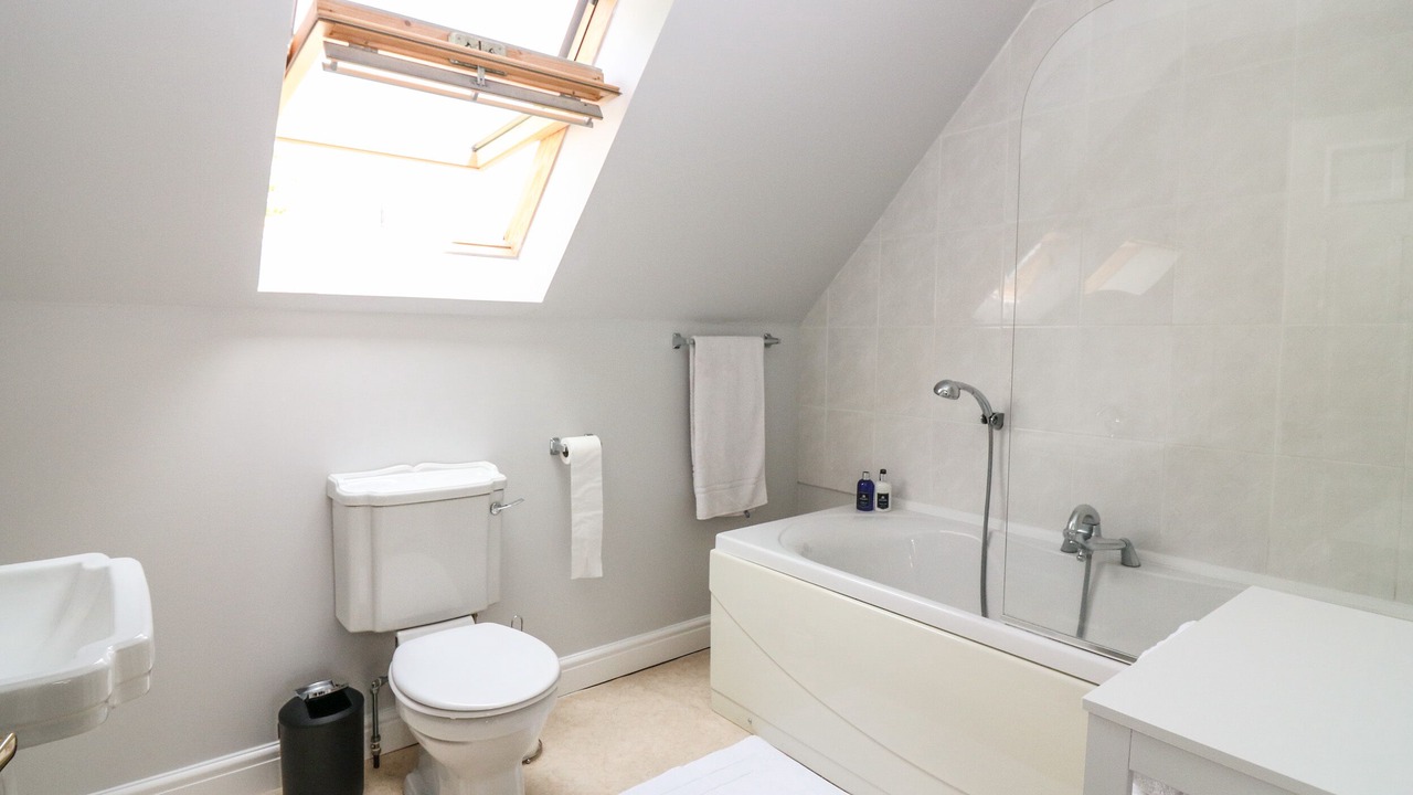 Photo of Others in Tomintoul