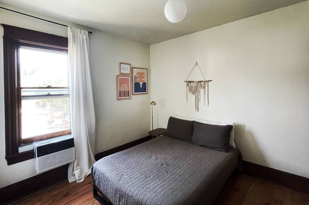 Photo of Bedroom in Kingston