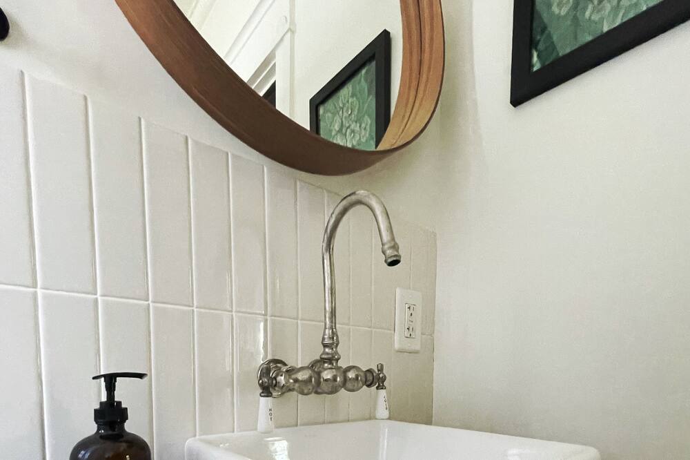 Photo of Bathroom in Kingston
