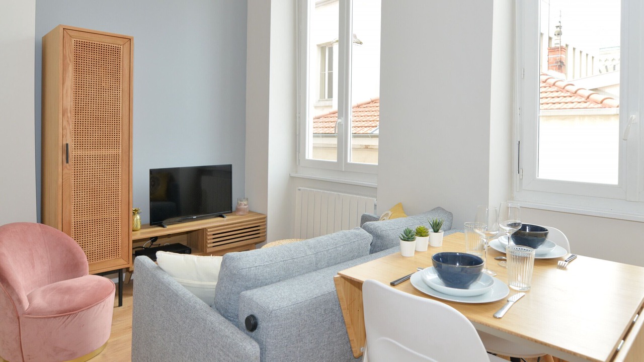 Photo of Others in Voltaire - Saint Amour