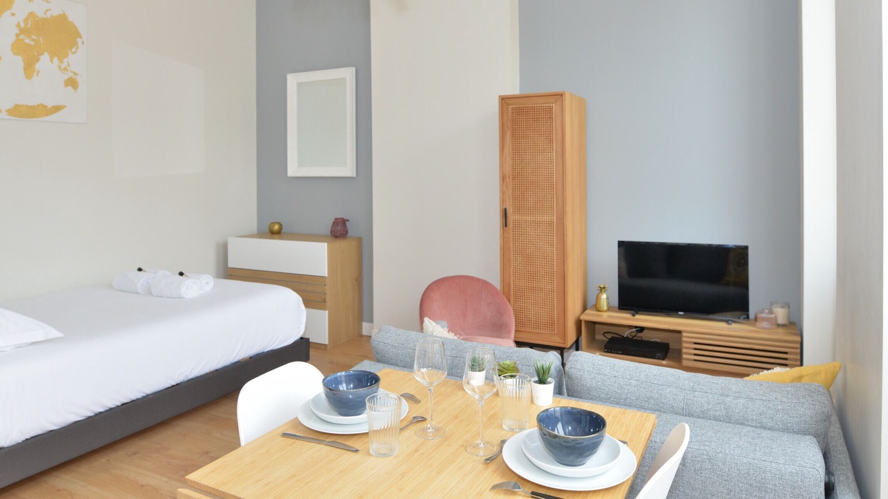 Photo of Others in Voltaire - Saint Amour