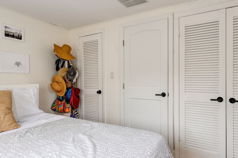 Photo of Others in Baiting Hollow