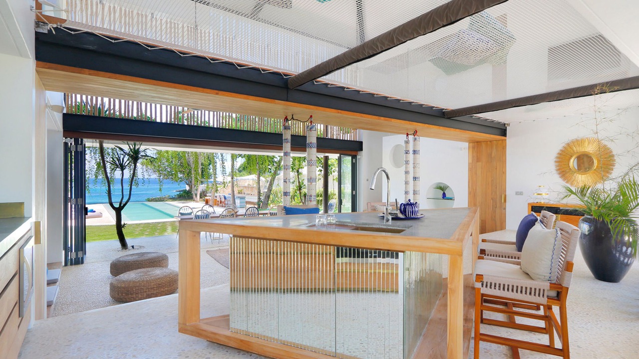 Photo of Outdoor in Mushroom Bay