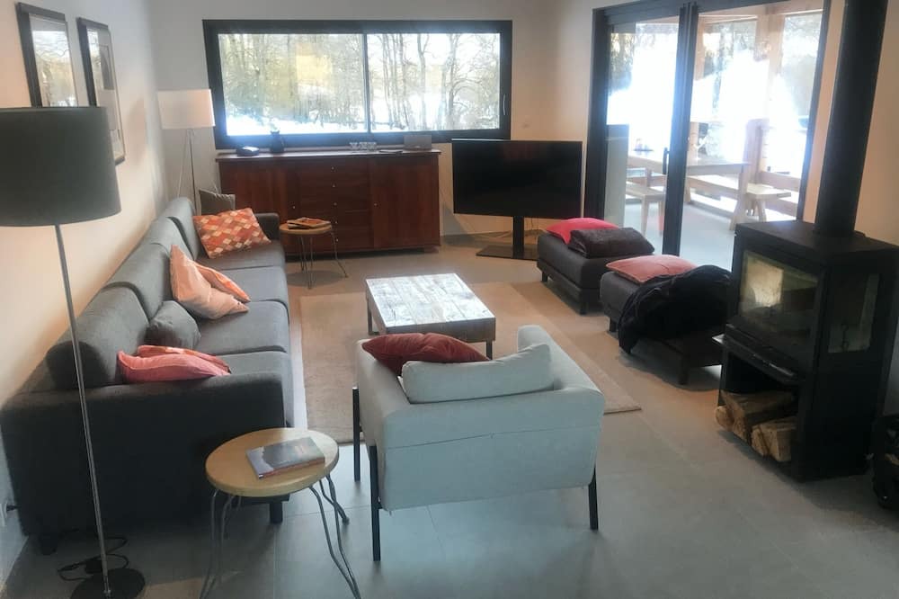 Photo of Livingroom in Cazaux-Frechet