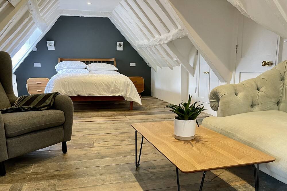 Photo of Others in Arundel