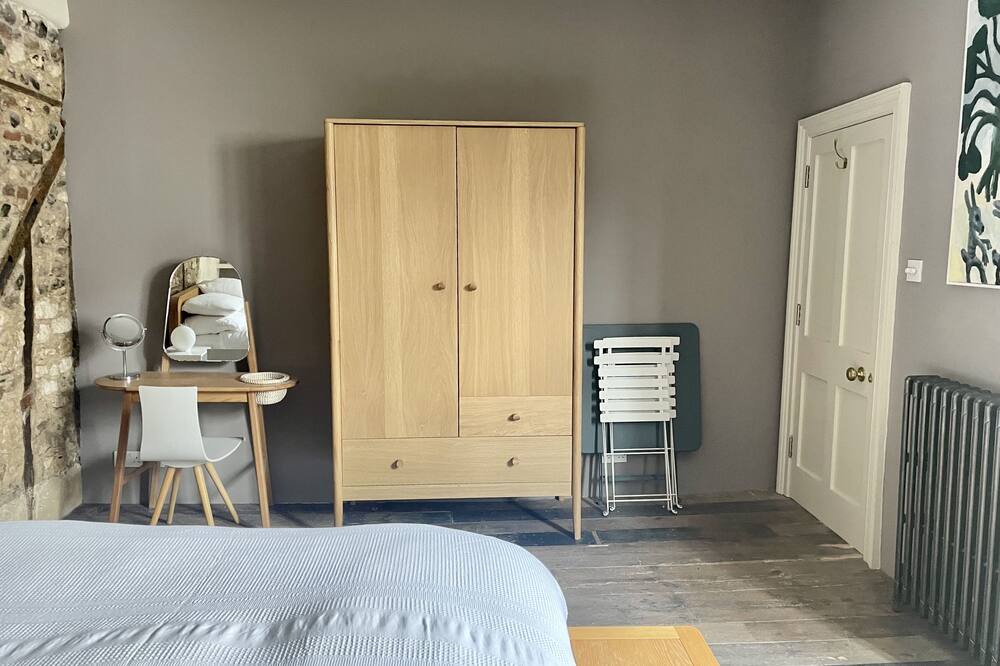 Photo of Others in Arundel