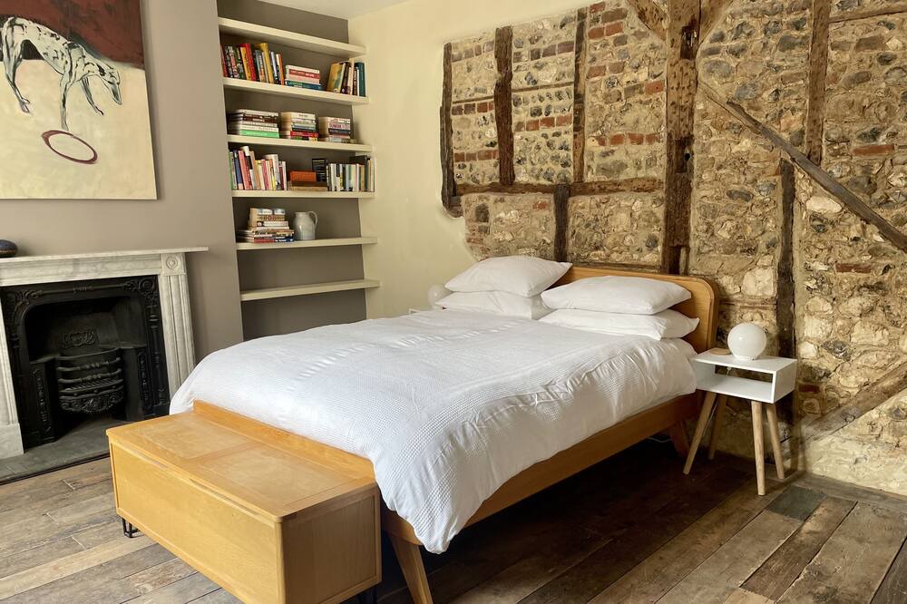 Photo of Others in Arundel