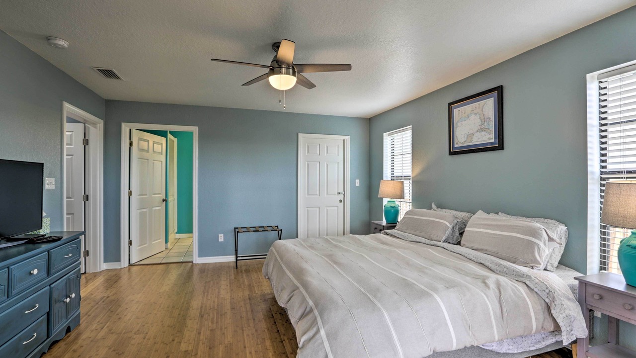 Photo of Others in Salem