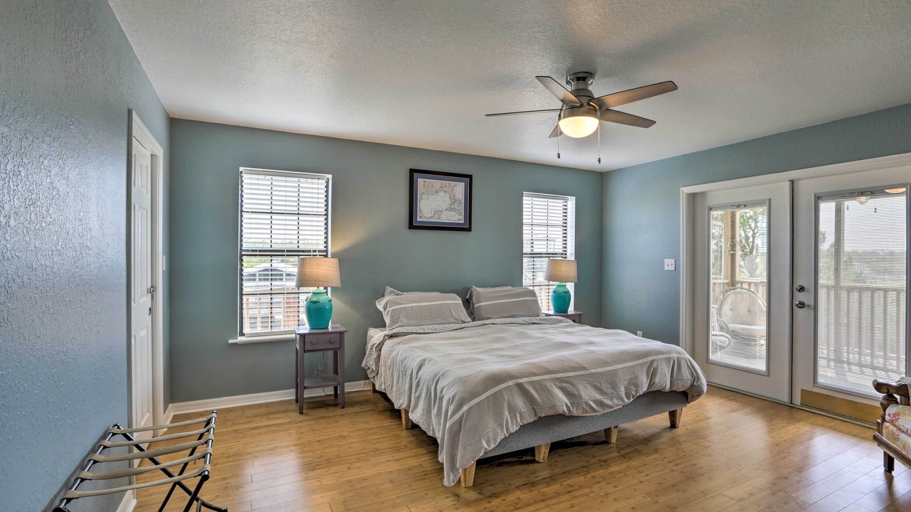 Photo of Others in Salem