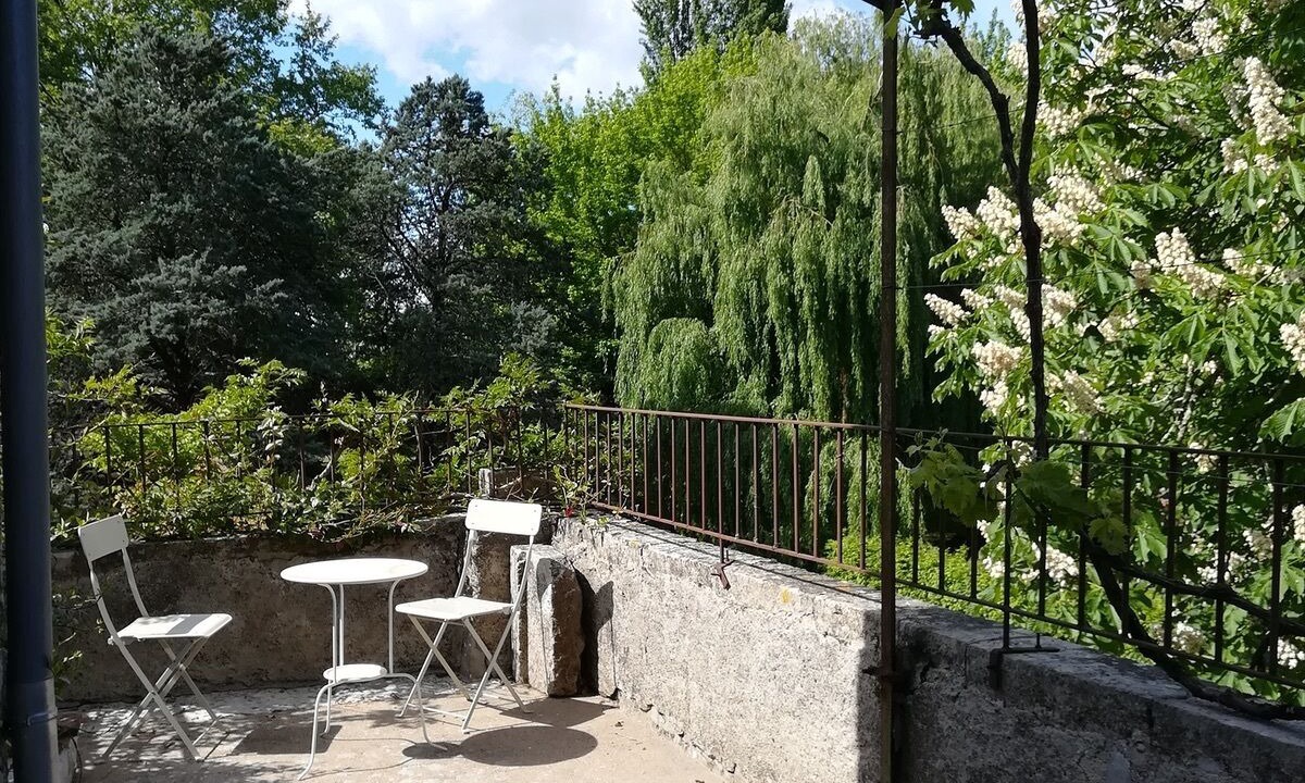 Photo of Patio Balcony in Bruniquel
