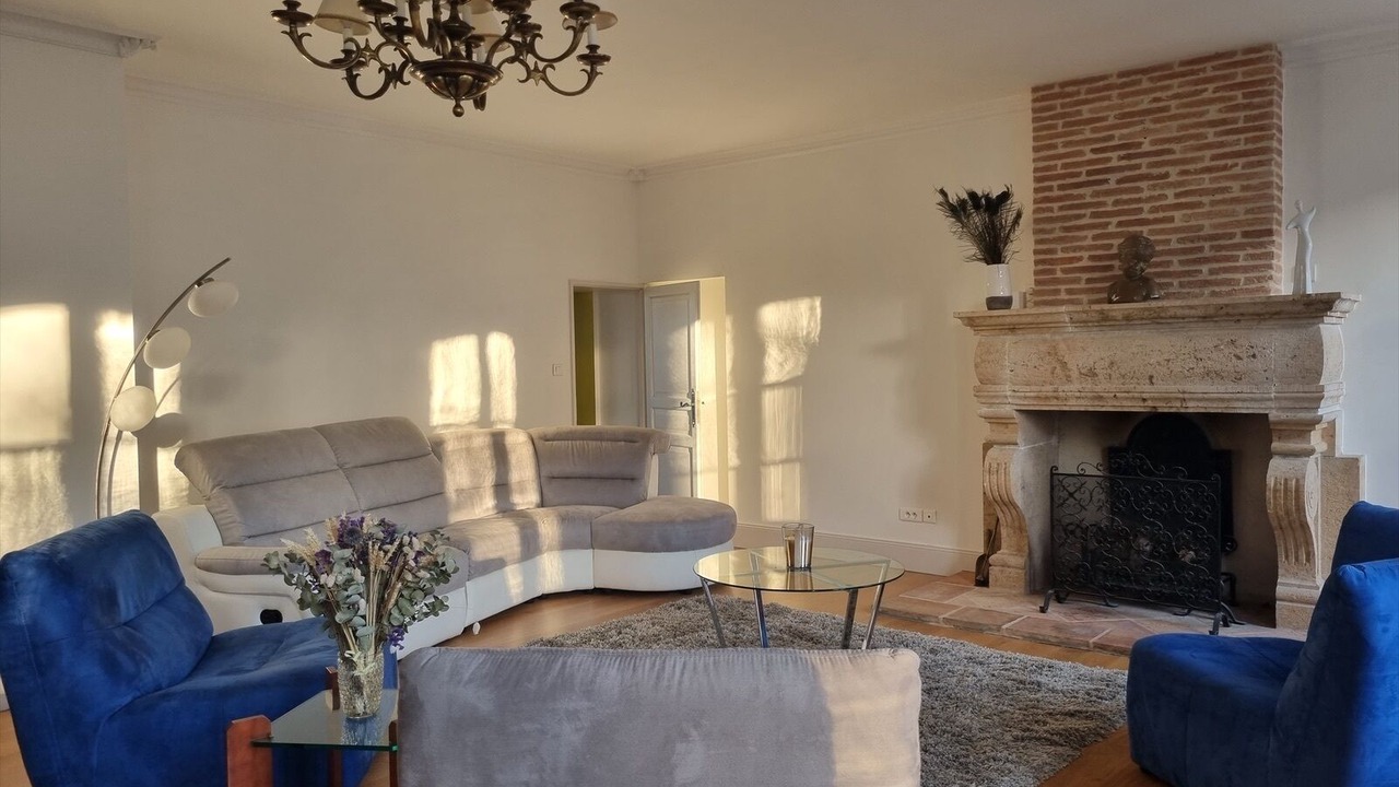 Photo of Livingroom in Bruniquel