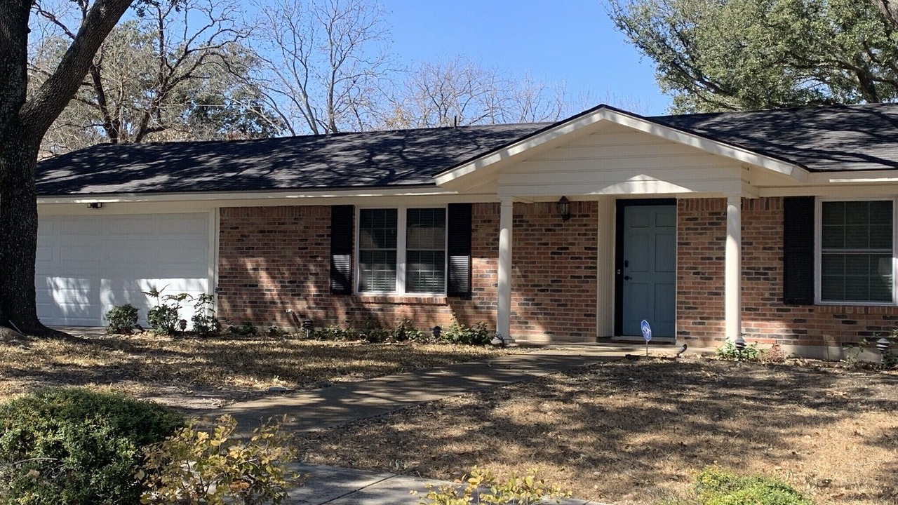 Photo of Outdoor in Vance Jackson