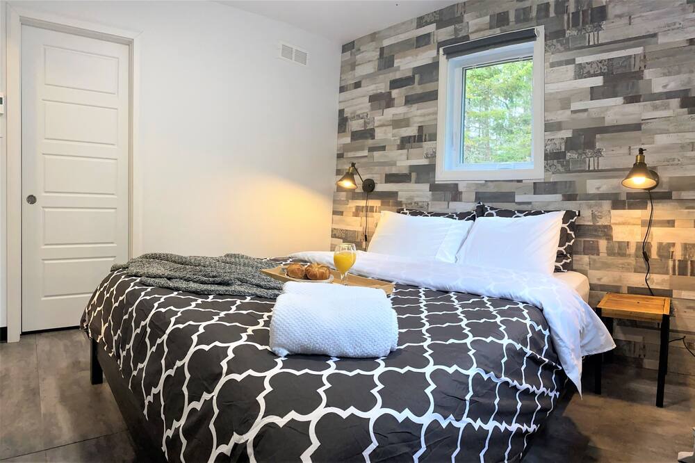 Photo of Bedroom in Sainte-Lucie-des-Laurentides