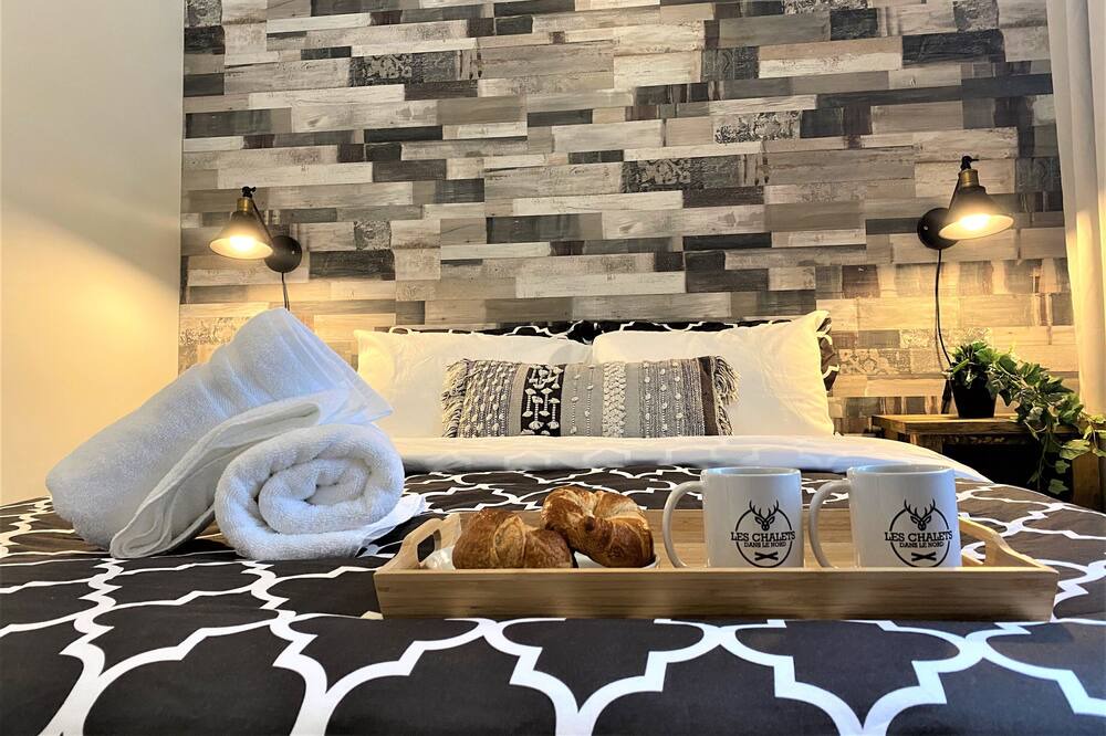 Photo of Bedroom in Sainte-Lucie-des-Laurentides