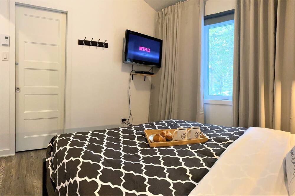 Photo of Bedroom in Sainte-Lucie-des-Laurentides
