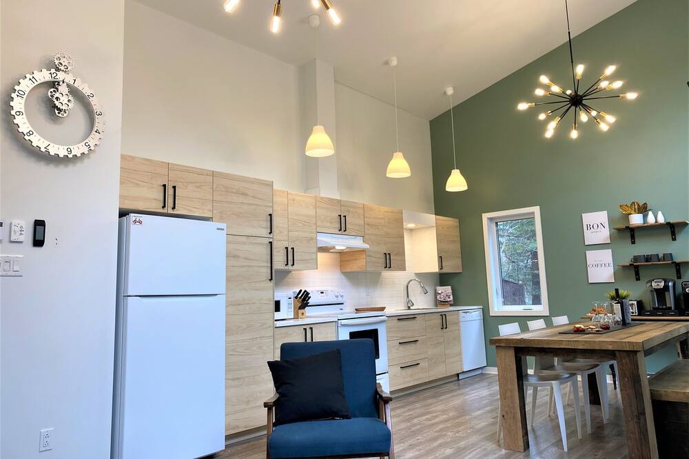 Photo of Kitchen in Sainte-Lucie-des-Laurentides