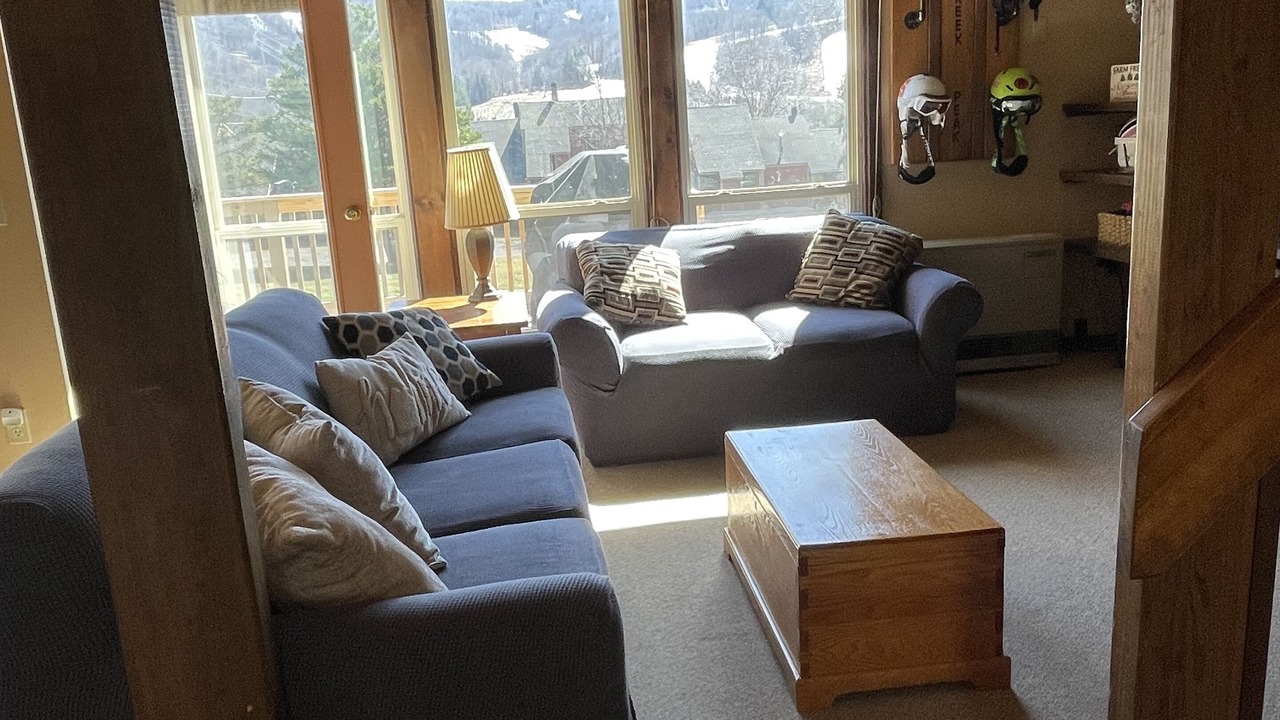 Photo of Livingroom in Blodgett Mills