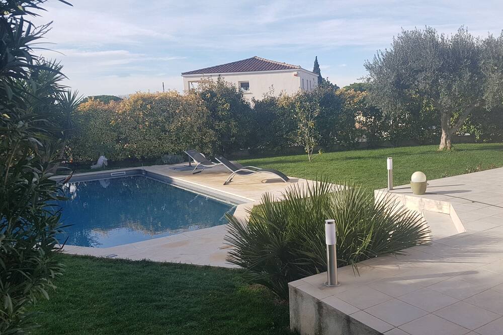 Photo of Outdoor in Saint-Jean-de-Vedas