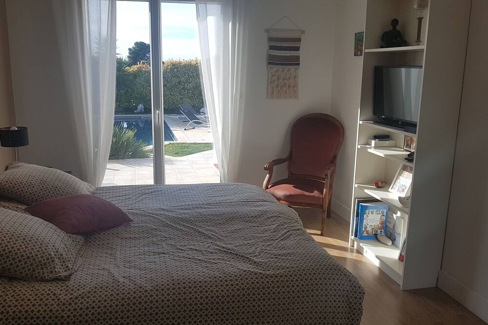 Photo of Bedroom in Saint-Jean-de-Vedas